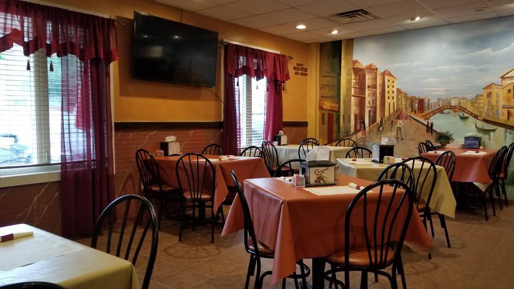 Yordanas Pizza & Pasta | restaurant | 5900 Emilie Rd, Levittown, PA 19057, USA | 2159433031 OR +1 215-943-3031
