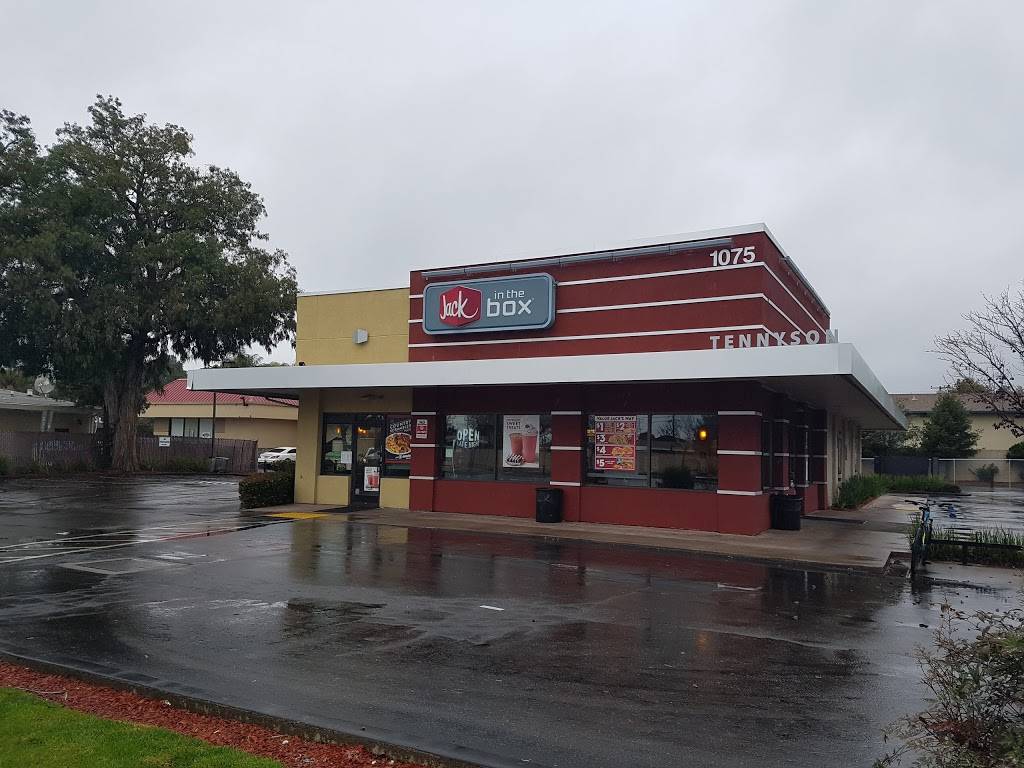 Jack in the Box | restaurant | 1075 W Tennyson Rd, Hayward, CA 94544, USA | 5108870733 OR +1 510-887-0733