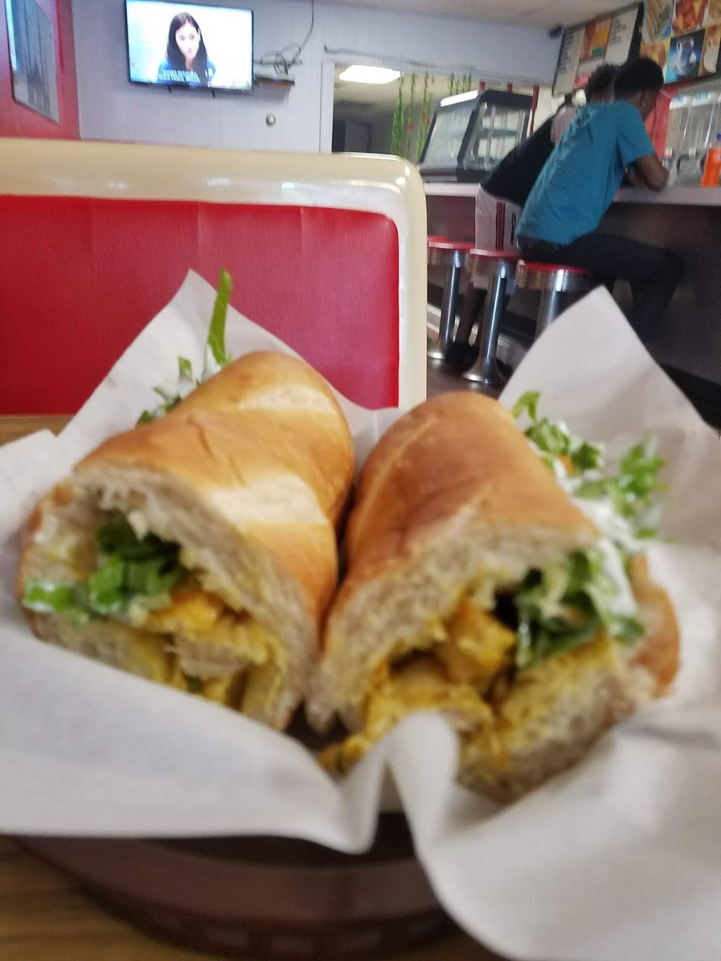 Bellas Diner | restaurant | 4106 Taylor Blvd, Louisville, KY 40215, USA | 5027491771 OR +1 502-749-1771