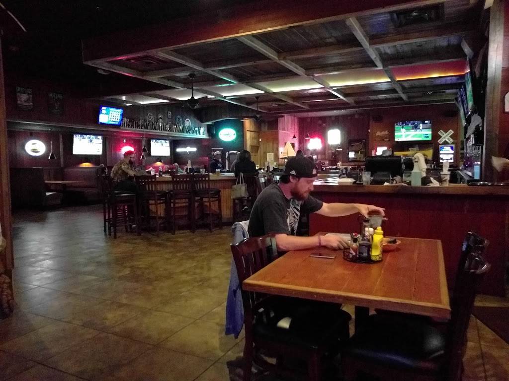 Pour House | restaurant | 3131 Center Rd, Youngstown, OH 44514, USA | 3307074548 OR +1 330-707-4548