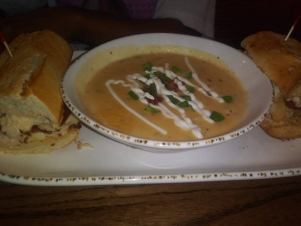 Newks Eatery | restaurant | 733 Lake Harbour Dr, Ridgeland, MS 39157, USA | 6017070700 OR +1 601-707-0700