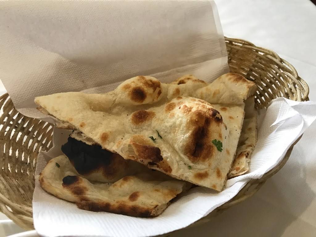 The Copper Chimney | restaurant | 2050 Avenue Rd, North York, ON M5M 4A6, Canada | 6474362538 OR +1 647-436-2538