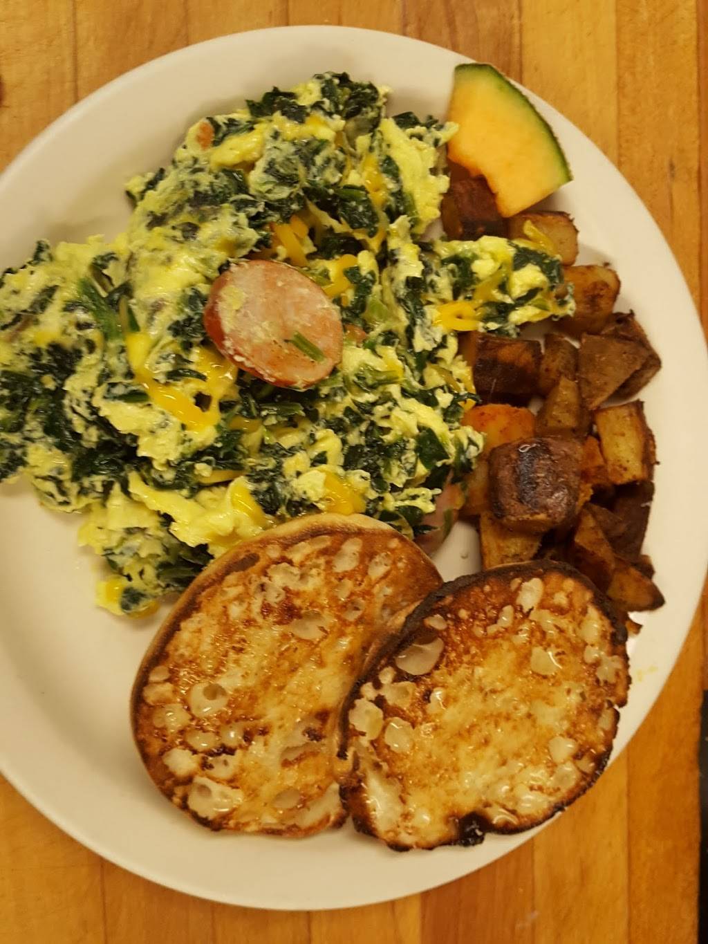 Bufords | restaurant | 126 Poquonnock Rd, Groton, CT 06340, USA | 8604461765 OR +1 860-446-1765