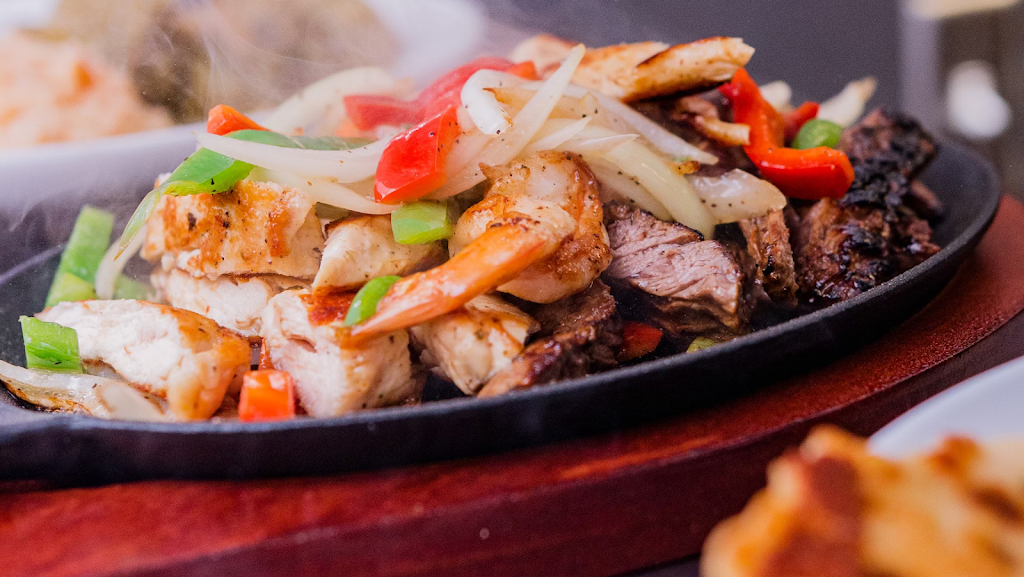 Bugalu Latin Kitchen | restaurant | 3601 Regent Blvd Suite 140, Irving, TX 75063, USA | 4695243055 OR +1 469-524-3055