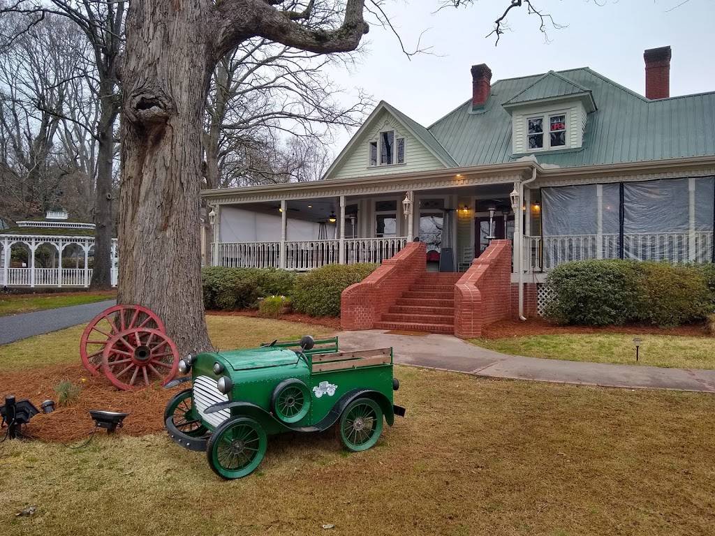 The Carriage House Buffet of Jefferson | restaurant | 1235 Athens St, Jefferson, GA 30549, USA | 7063671385 OR +1 706-367-1385