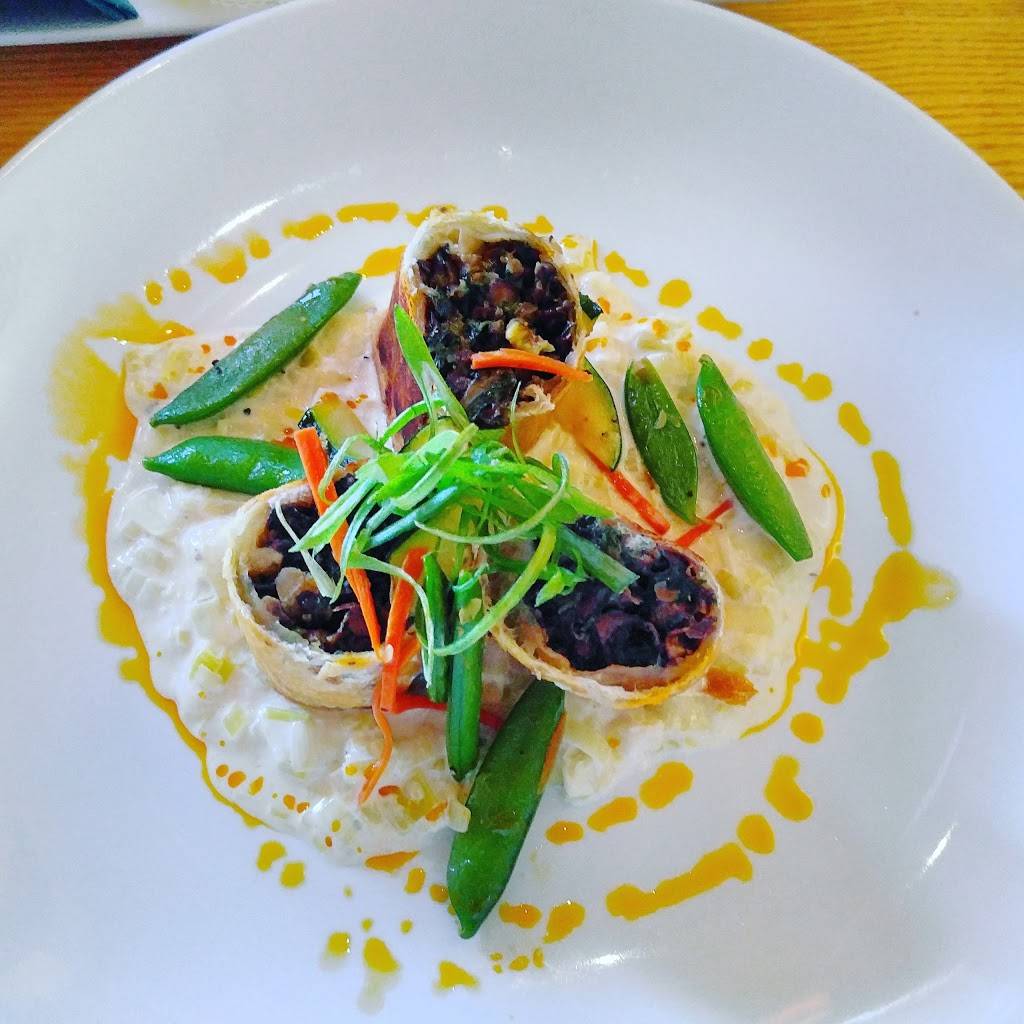 Blackfly | restaurant | 108 Anastasia Blvd, St. Augustine, FL 32080, USA | 9042016300 OR +1 904-201-6300