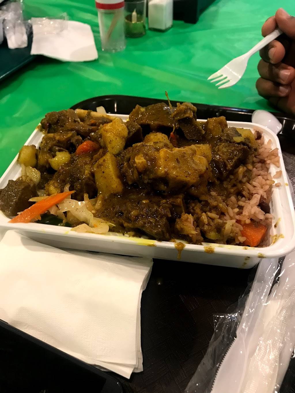 Sweet Home Jamaica | restaurant | 3612 S Hanover St, Baltimore, MD 21225, USA | 4103551575 OR +1 410-355-1575