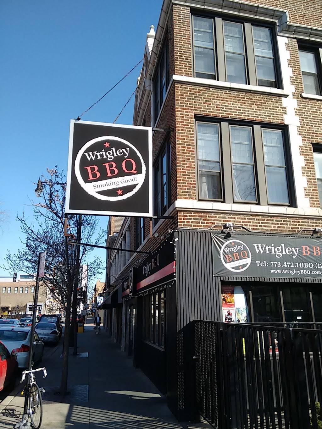 Wrigley BBQ | restaurant | 3555 North Broadway, Chicago, IL 60657, USA | 7734721227 OR +1 773-472-1227