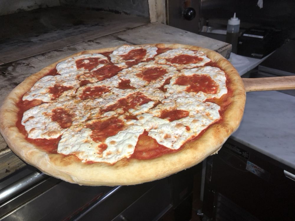 Chelys Pizza | meal delivery | 2235 S Laramie Ave, Cicero, IL 60804, USA | 7087807330 OR +1 708-780-7330