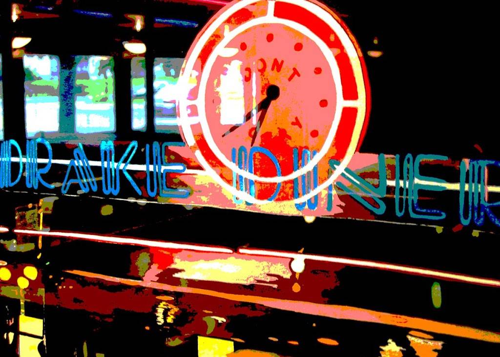 Drake Diner | restaurant | 1111 25th St, Des Moines, IA 50311, USA | 5152771111 OR +1 515-277-1111