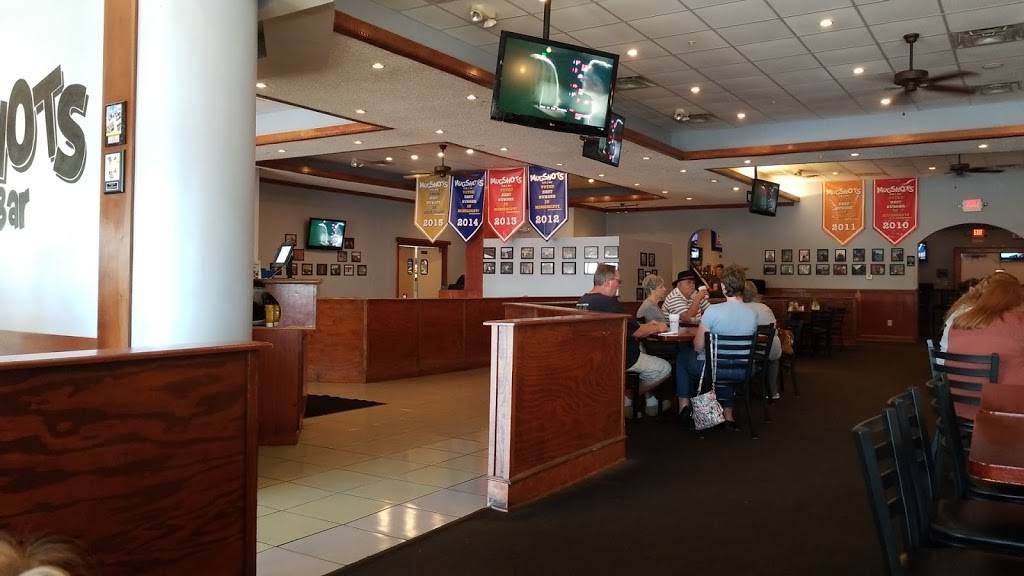 Mugshots Grill & Bar | restaurant | 130 Main St, Biloxi, MS 39530, USA | 2283854626 OR +1 228-385-4626