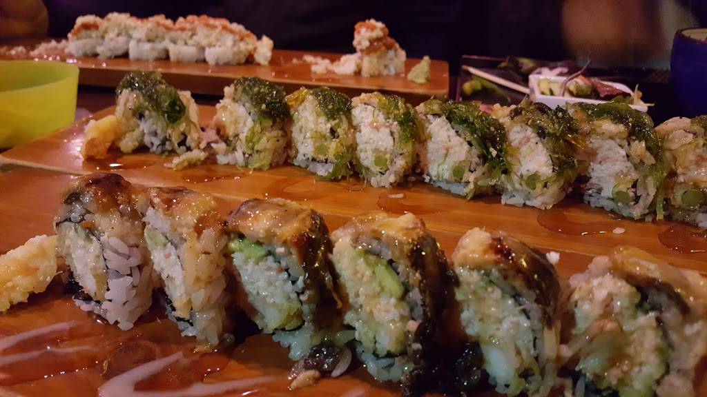 Happy Roll | restaurant | 2118 Willow Pass Rd #200, Concord, CA 94520, USA | 9256851605 OR +1 925-685-1605