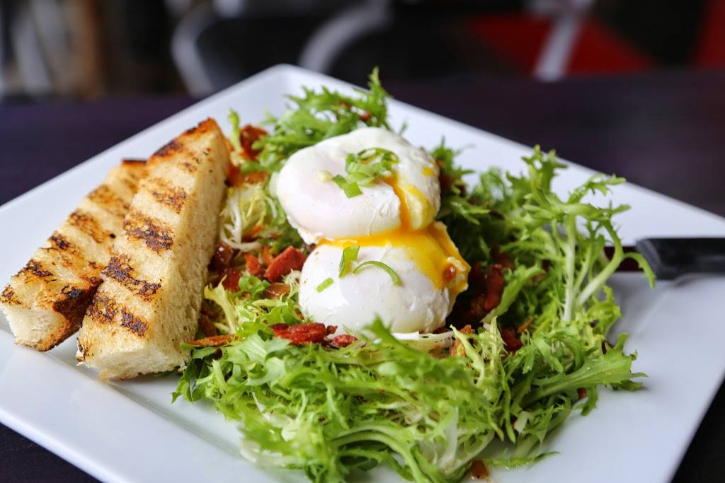 Purans Restaurant | restaurant | 2064 Hillhurst Ave, Los Angeles, CA 90027, USA | 3236671357 OR +1 323-667-1357