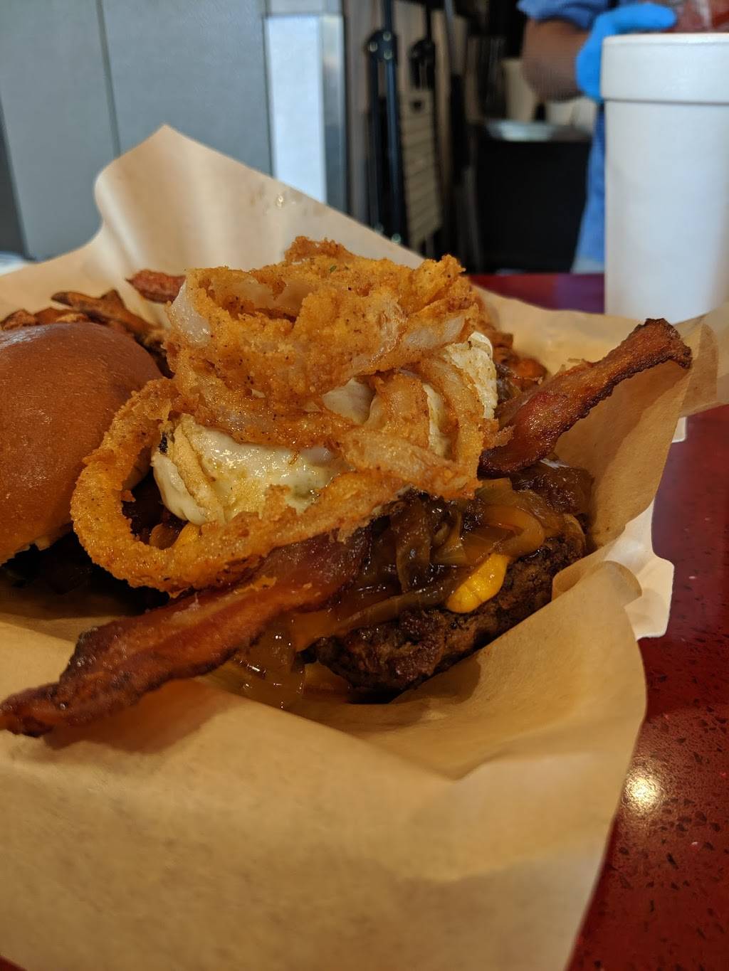 Luckys Burger & Brew Marietta | restaurant | 68 North Marietta Pkwy NW Suite 102, Marietta, GA 30060, USA | 6788100000 OR +1 678-810-0000