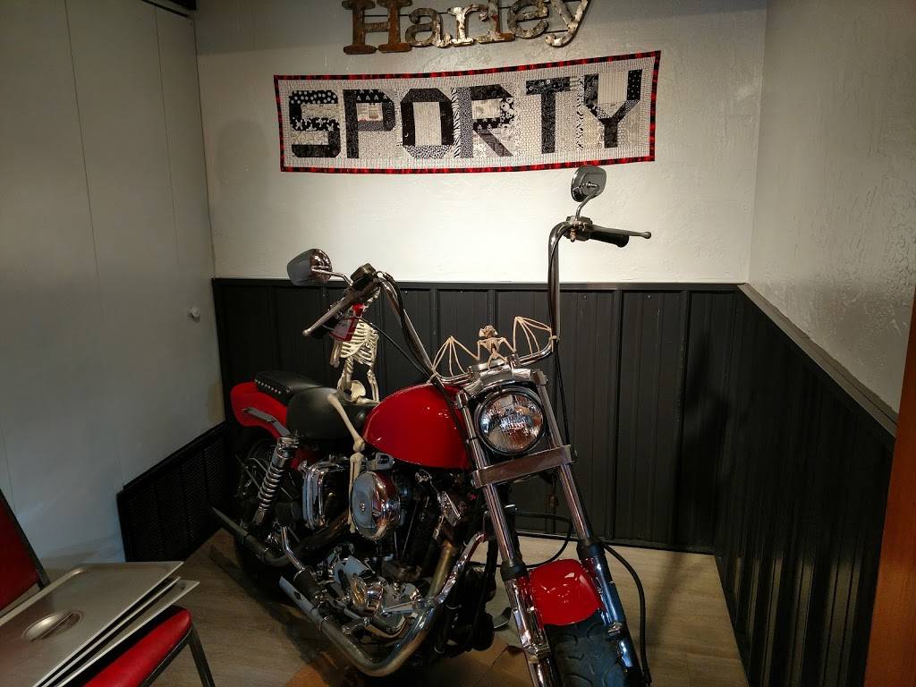 T&A Saloon | night club | 7448 AR-187, Eureka Springs, AR 72631, USA | 4792535464 OR +1 479-253-5464