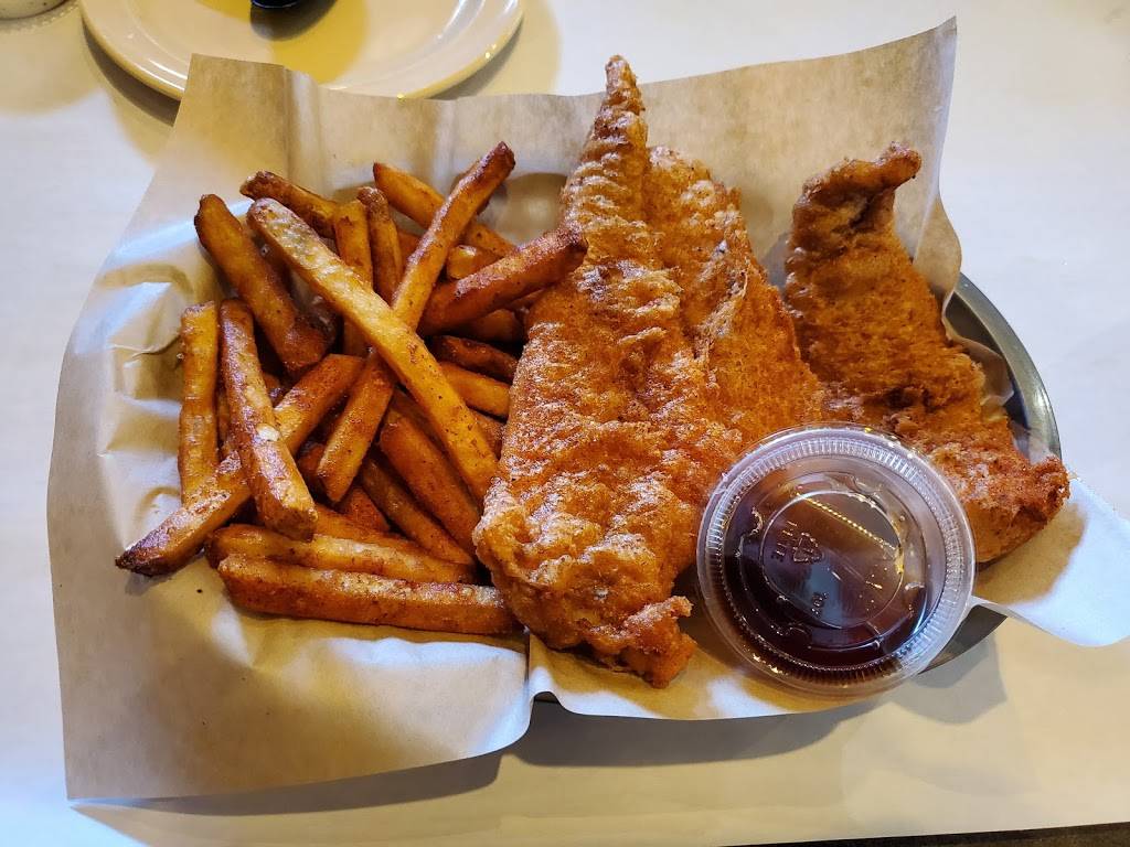 Hooked on Crab | restaurant | 872 Eastlake Pkwy #510, Chula Vista, CA 91915, USA | 6197379117 OR +1 619-737-9117