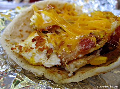 Bobcat Quickie | restaurant | 339 N Guadalupe St, San Marcos, TX 78666, USA | 5123962000 OR +1 512-396-2000