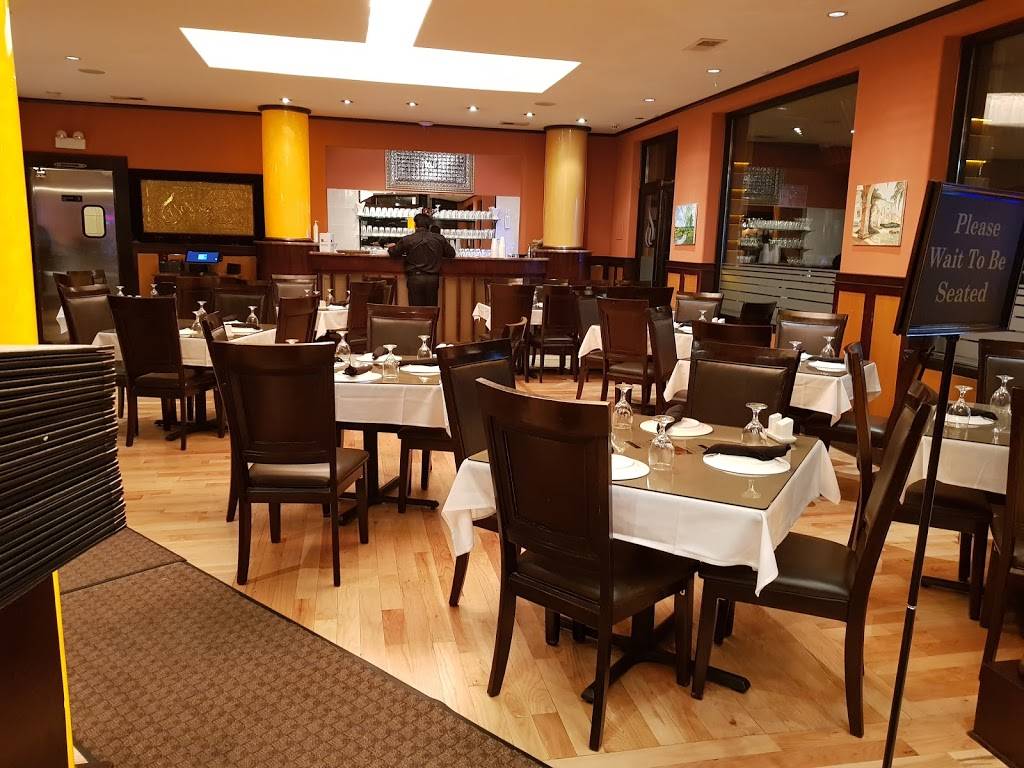 Sabri Nihari Restaurant | restaurant | 1970, 2502 W Devon Ave, Chicago, IL 60659, USA | 7734653272 OR +1 773-465-3272