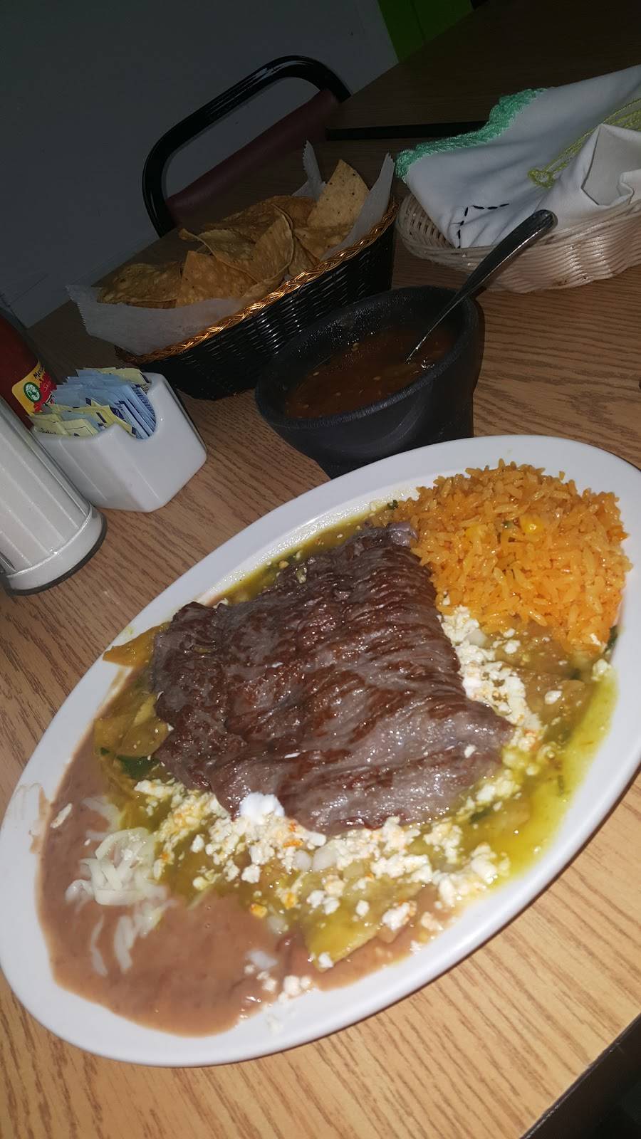 La Fuente | restaurant | 3640w W 59th St, Chicago, IL 60629, USA | 7735821665 OR +1 773-582-1665