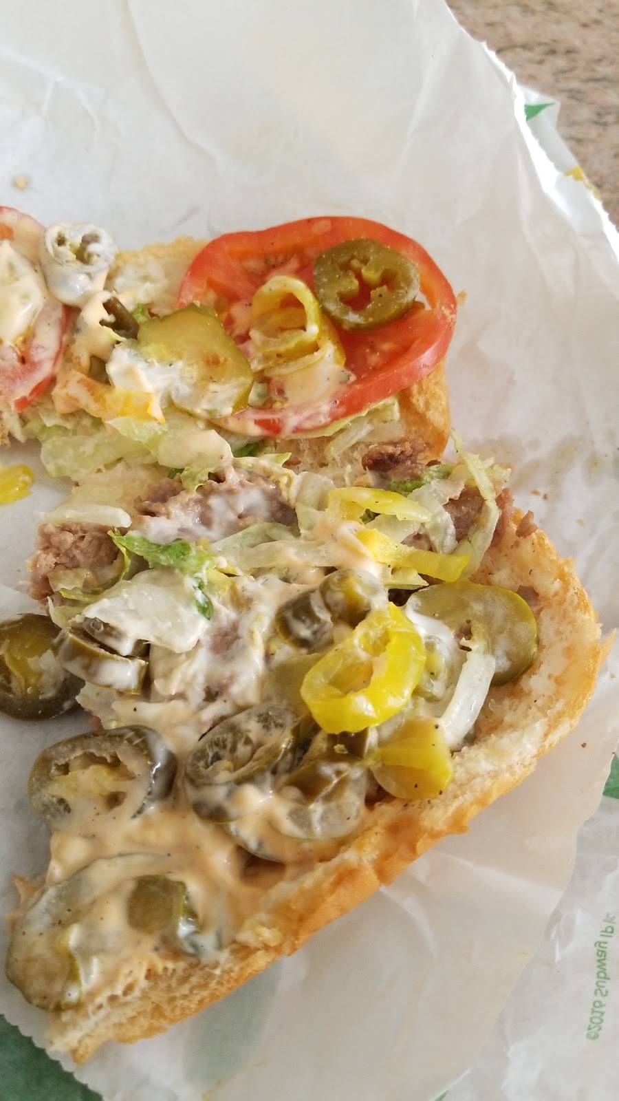 Subway | restaurant | Cachet Village, 735 Markland St Unit #10, Markham, ON L6C 0G6, Canada | 9058870900 OR +1 905-887-0900