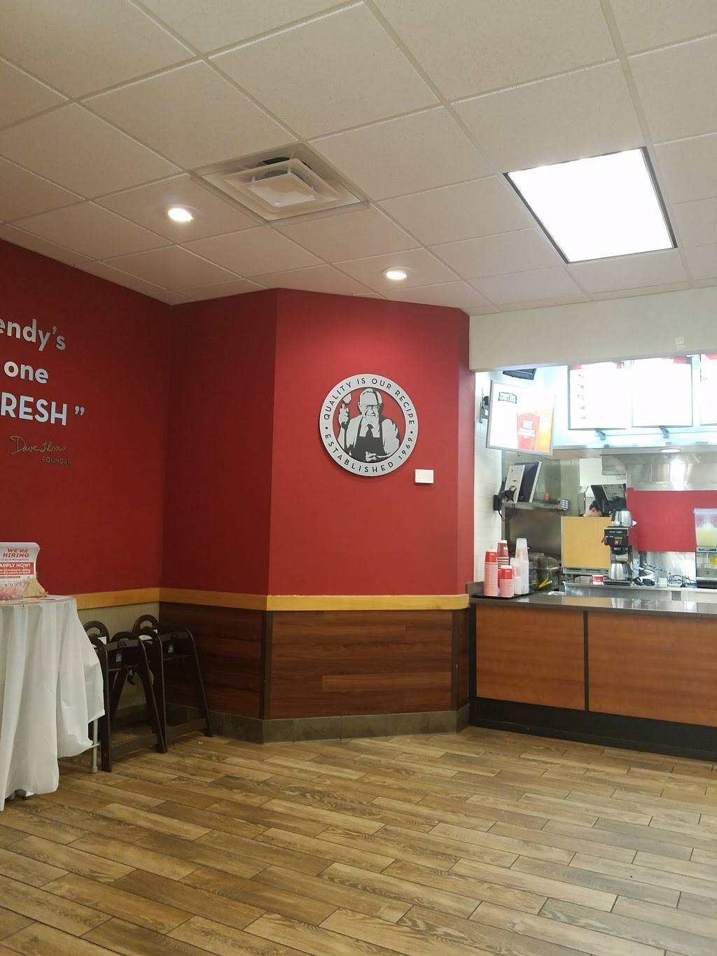 Wendys | restaurant | 9 Quaker Village Shopping Center, Leetsdale, PA 15056, USA | 4127499227 OR +1 412-749-9227
