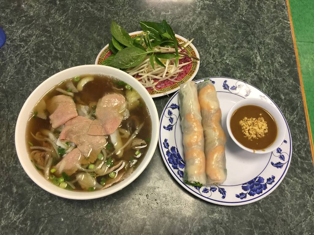 Phở Saigon II | restaurant | 3288 Pierce St A116, Richmond, CA 94804, USA | 5105286388 OR +1 510-528-6388