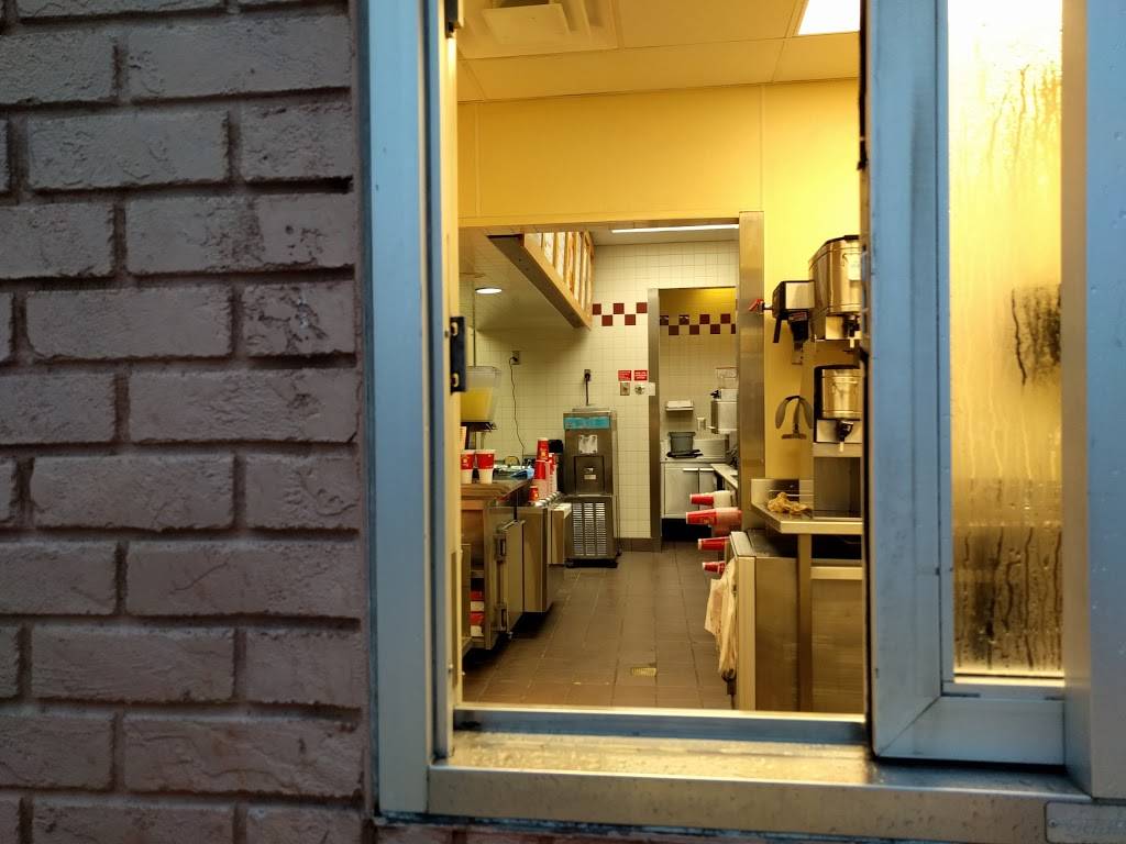 Wendys | restaurant | 648 Barnes Blvd, Rockledge, FL 32955, USA | 3216335667 OR +1 321-633-5667