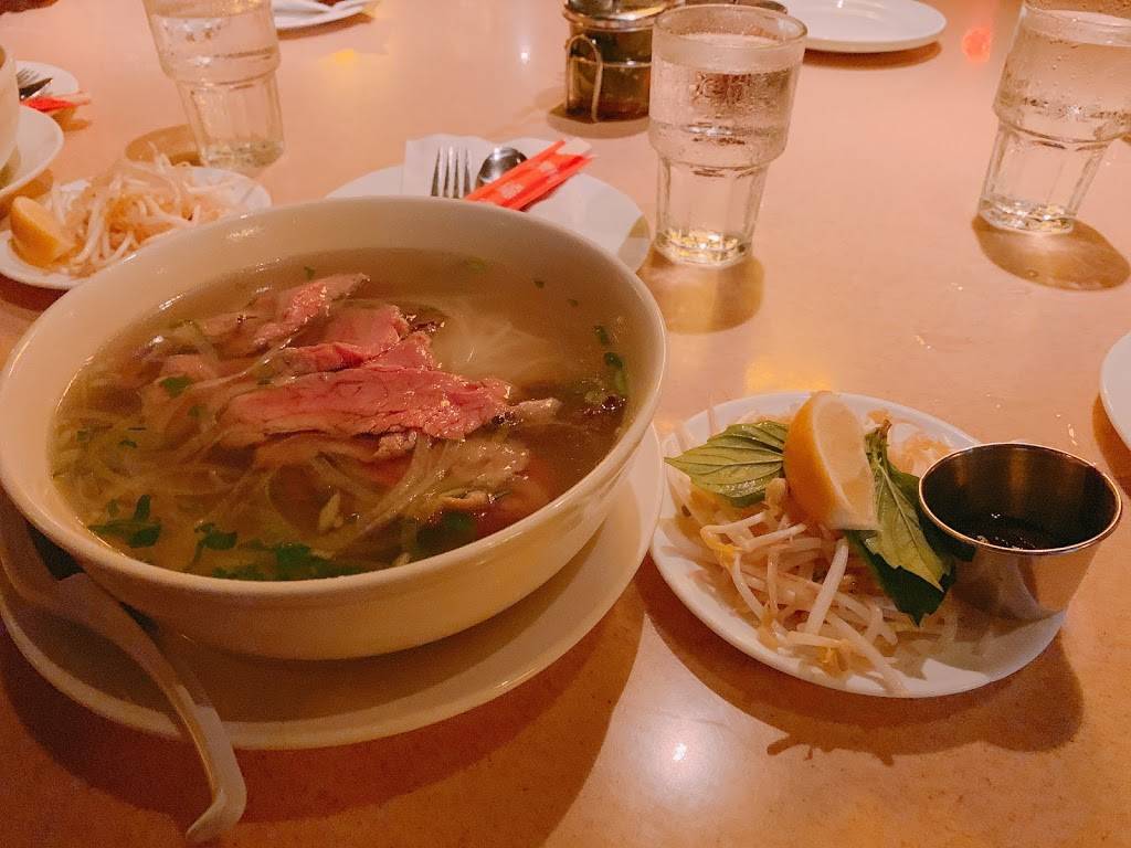 Saigon Market | restaurant | 93 University Pl, New York, NY 10003, USA | 2129823691 OR +1 212-982-3691