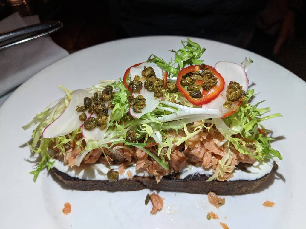 Martins West Gastropub | restaurant | 831 Main St, Redwood City, CA 94063, USA | 6503664366 OR +1 650-366-4366