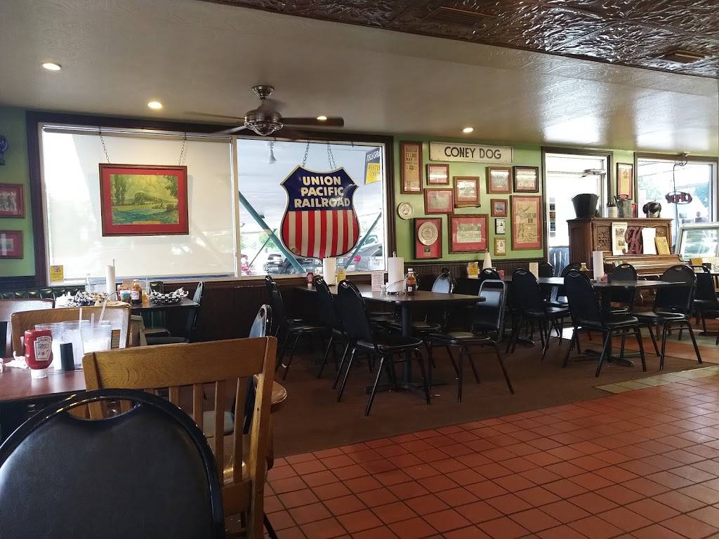 Kehdes Barbeque | restaurant | 1915 S Limit Ave, Sedalia, MO 65301, USA | 6608262267 OR +1 660-826-2267