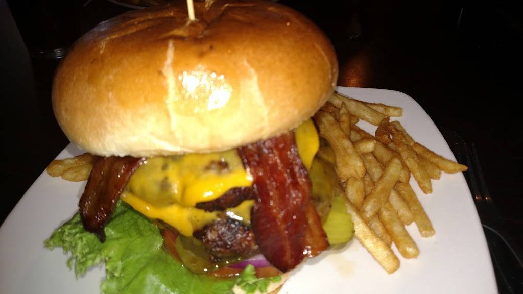 Big Papas Steakhouse | restaurant | 1001 W Tehachapi Blvd C-200, Tehachapi, CA 93561, USA | 6618227272 OR +1 661-822-7272