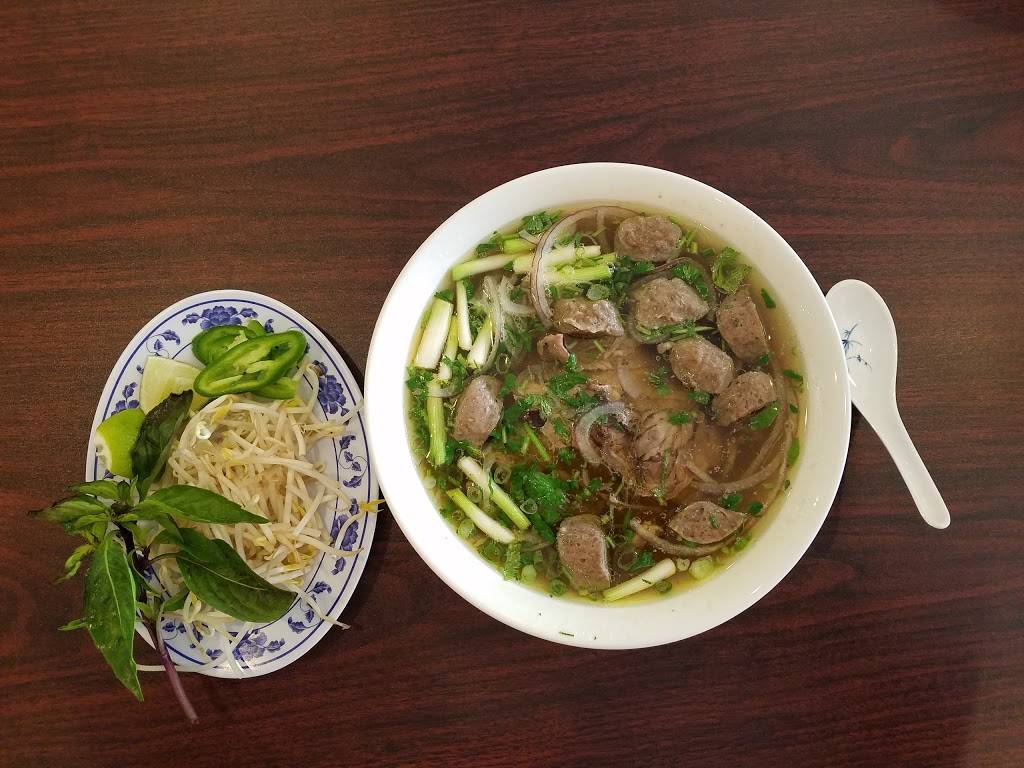 Pho Tan An | restaurant | 17754 Katy Fwy #8, Houston, TX 77094, USA | 2816477900 OR +1 281-647-7900