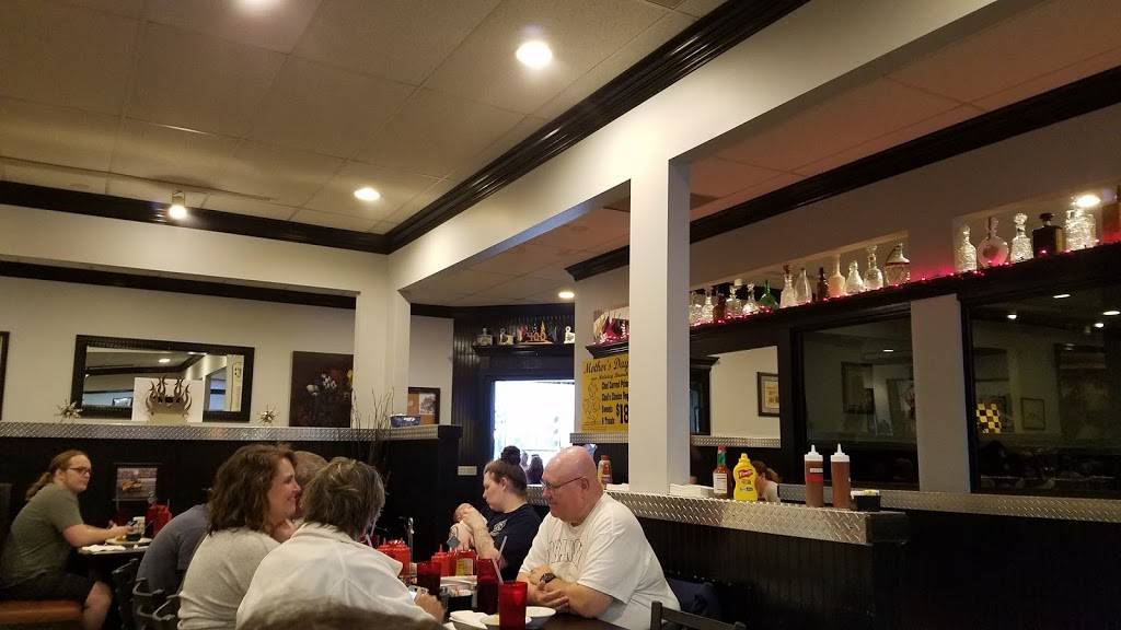 Pit Stop BBQ & Grill | restaurant | 932 E Main St, Brownsburg, IN 46112, USA | 3178588370 OR +1 317-858-8370