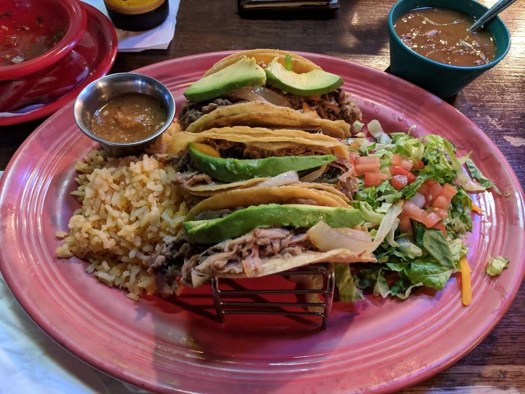 Tio Carlos Mexican Latin Grill | restaurant | 2742 N OConnor Rd #104, Irving, TX 75062, USA | 9725705000 OR +1 972-570-5000