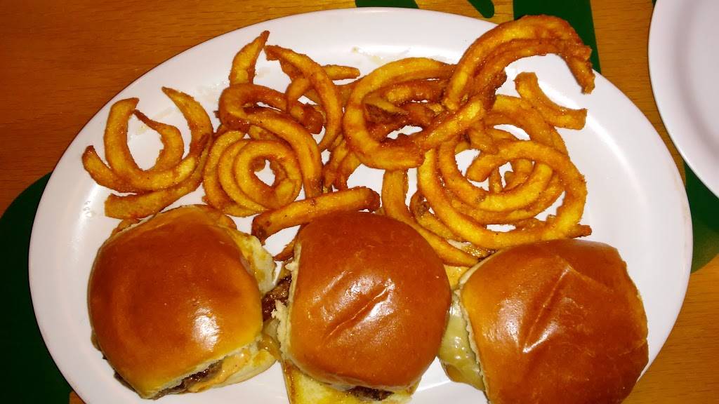 Beef O Bradys | restaurant | 902 Old Polk City Rd, Haines City, FL 33844, USA | 8634194848 OR +1 863-419-4848