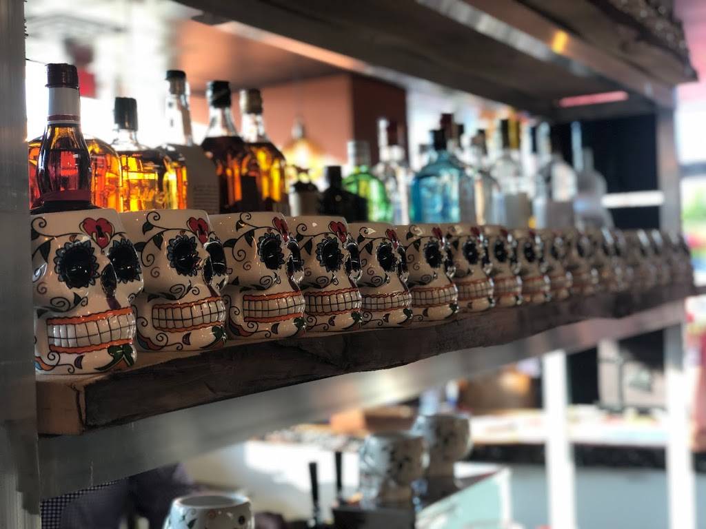 Tios Latin American Kitchen | restaurant | 40 Shelter Cove Ln #181, Hilton Head Island, SC 29928, USA | 8438428467 OR +1 843-842-8467