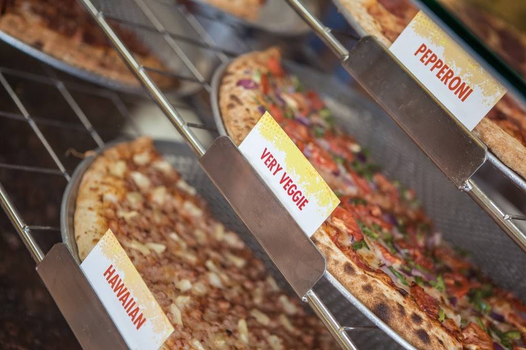 Ginos Pizza | restaurant | 180 Holiday Inn Dr, Cambridge, ON N3C 1Z4, Canada | 8663104466 OR +1 866-310-4466