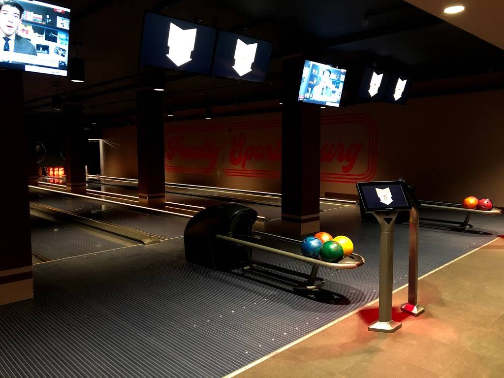 Initial Q | restaurant | 127 W Main St, Spartanburg, SC 29306, USA | 8647072183 OR +1 864-707-2183