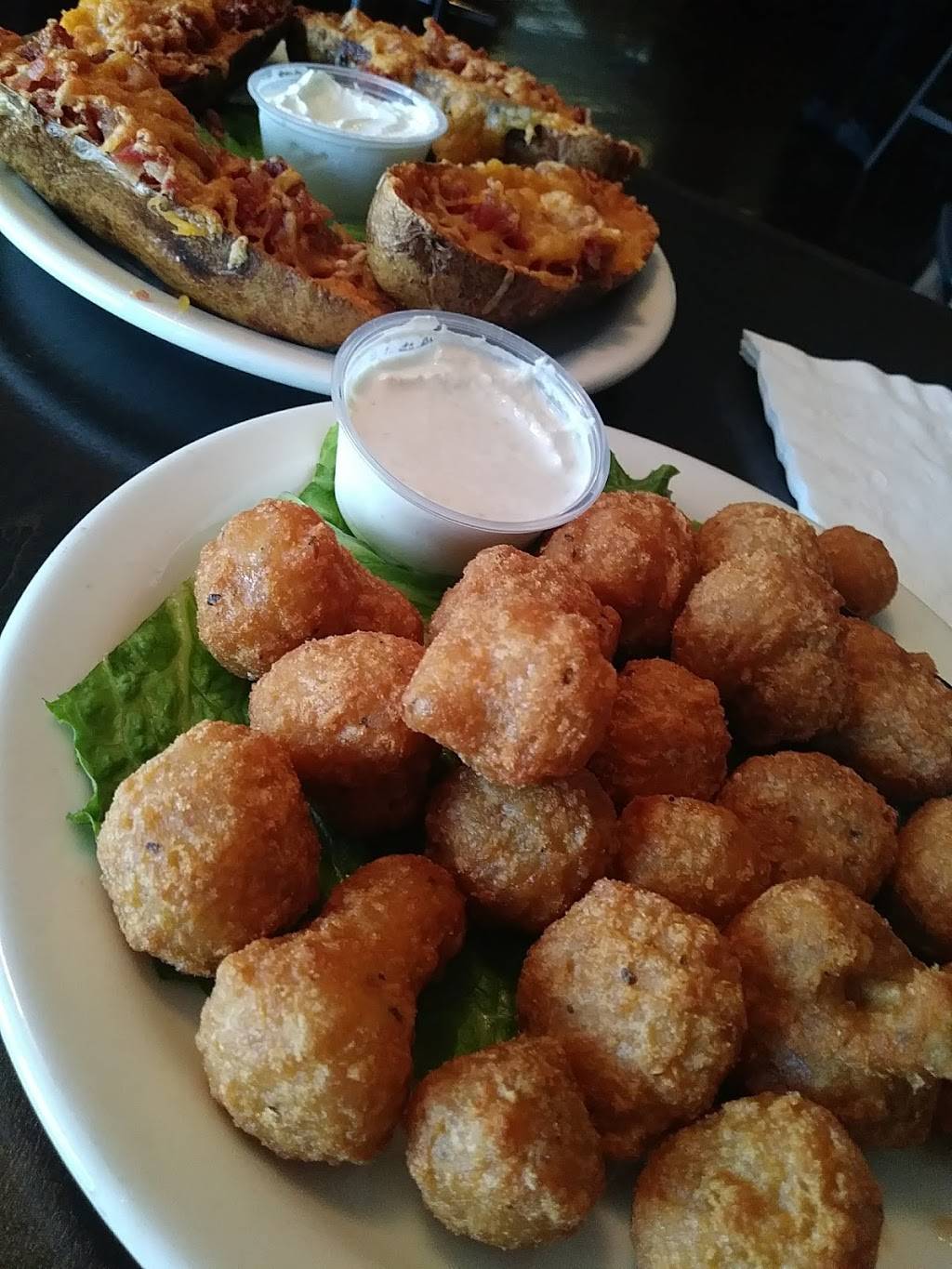 Kings Duck Inn | restaurant | 4155 N Courtenay Pkwy, Merritt Island, FL 32953, USA | 3214525925 OR +1 321-452-5925