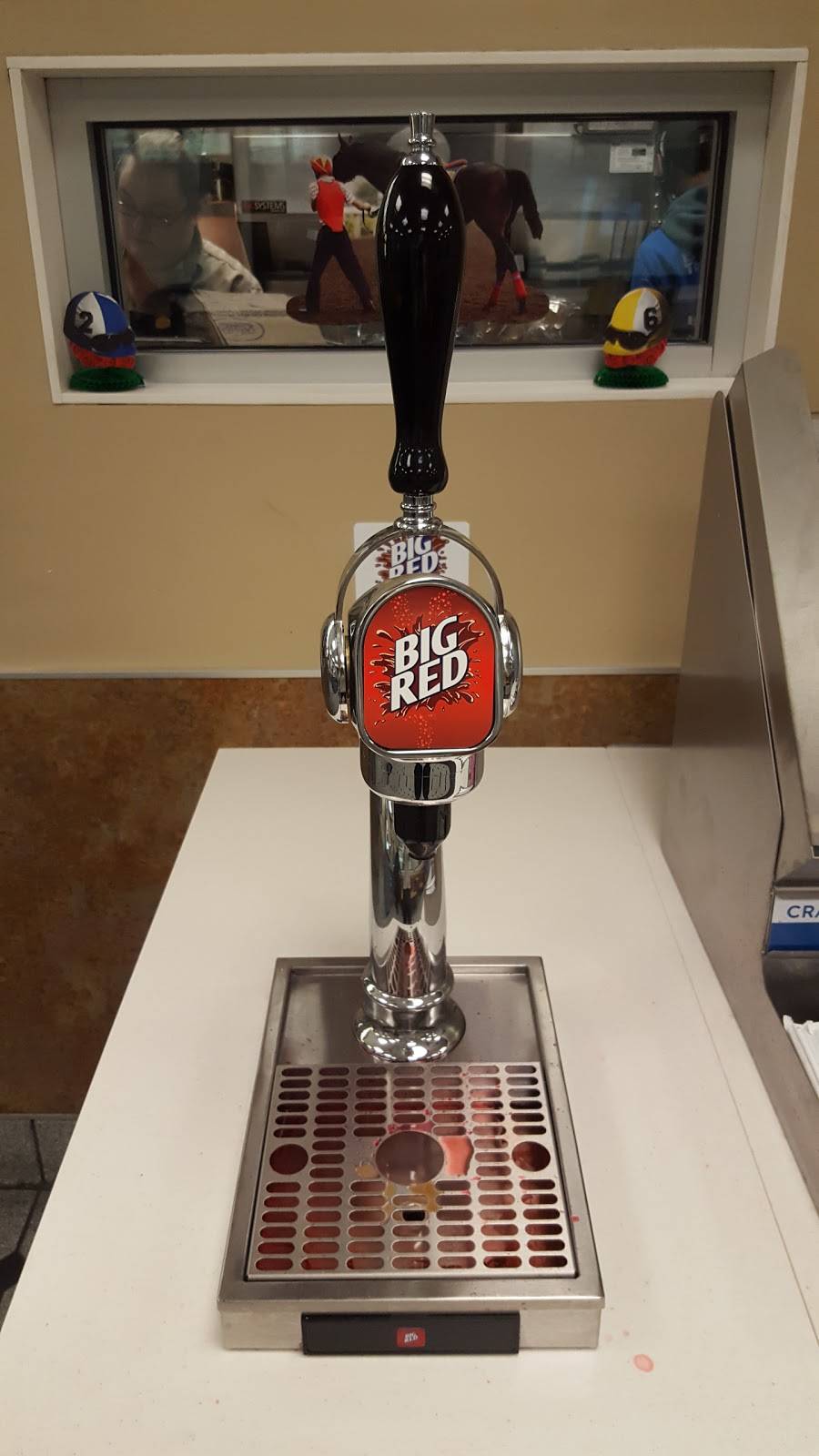 White Castle | restaurant | 2711 Fern Valley Rd, Louisville, KY 40213, USA | 5029628438 OR +1 502-962-8438