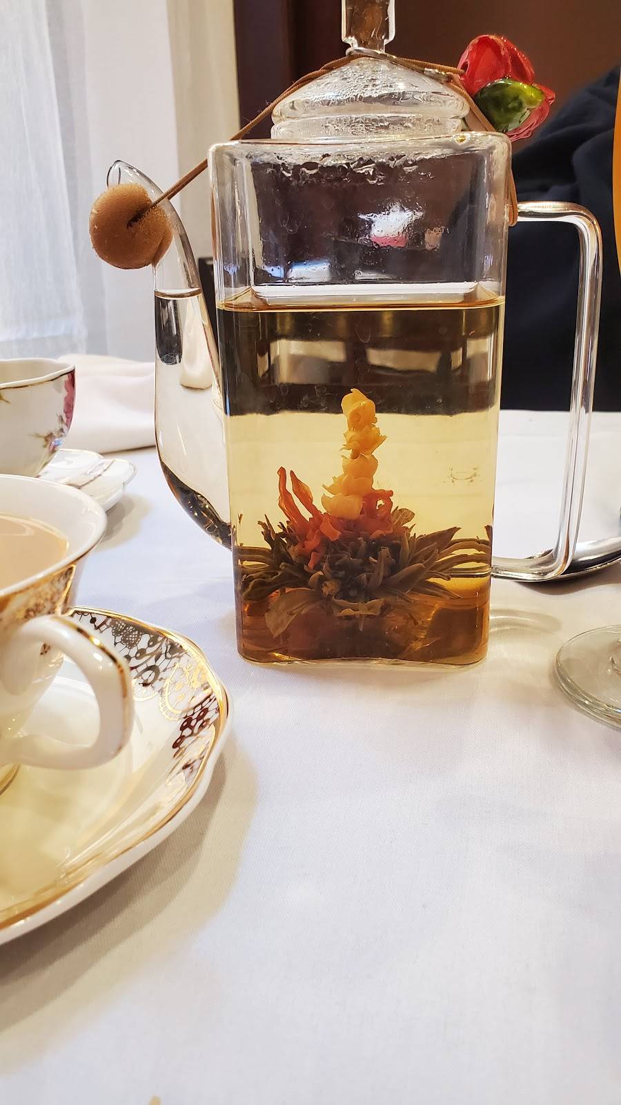 Chado Tea Room | restaurant | 6801 Hollywood Blvd Suite #209, Hollywood, CA 90028, USA | 3234728111 OR +1 323-472-8111