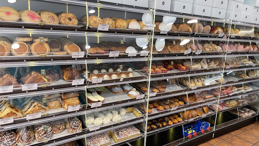 Mandato Bakery | bakery | 7220 3rd Ave, Brooklyn, NY 11209, USA | 7187482724 OR +1 718-748-2724