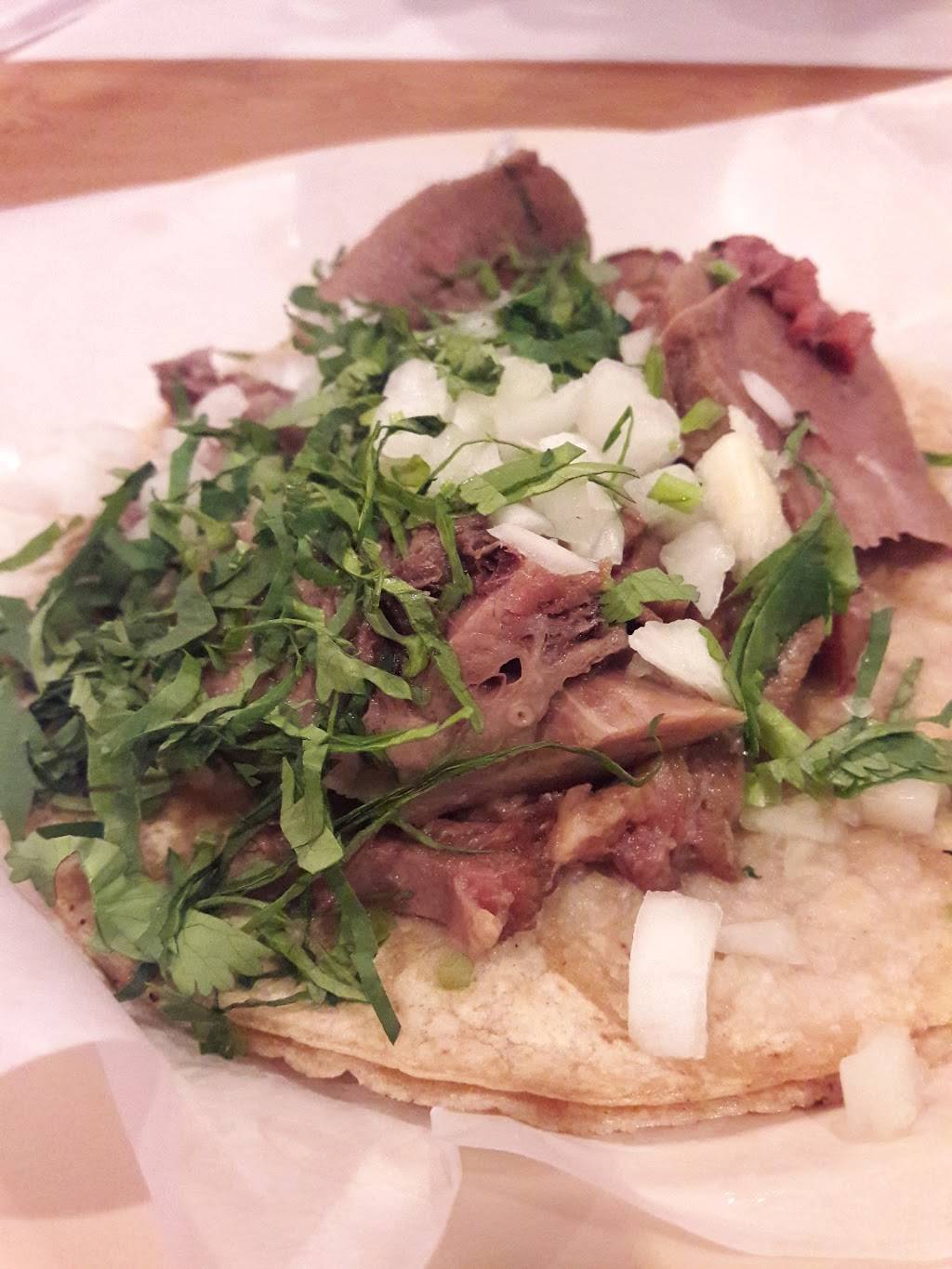 Arturos Tacos | restaurant | 2001 N Western Ave, Chicago, IL 60647, USA | 7737724944 OR +1 773-772-4944