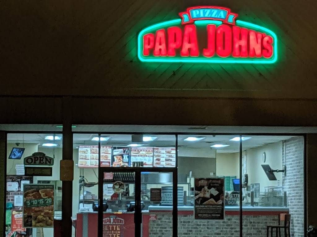 Papa Johns Pizza | restaurant | 7110 NW Prairie View Rd, Kansas City, MO 64151, USA | 8165059000 OR +1 816-505-9000