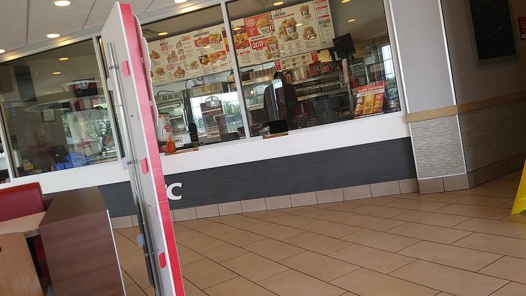 KFC | restaurant | 1812 N Arlington Ave, Indianapolis, IN 46218, USA | 3173532117 OR +1 317-353-2117