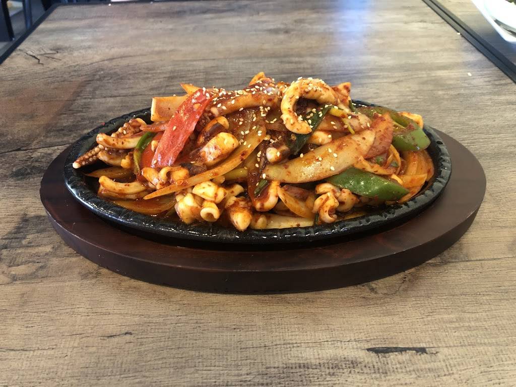 GamBoJok | 감자탕 보쌈 족발 | restaurant | 301 S Western Ave #201, Los Angeles, CA 90020, USA | 2133022751 OR +1 213-302-2751