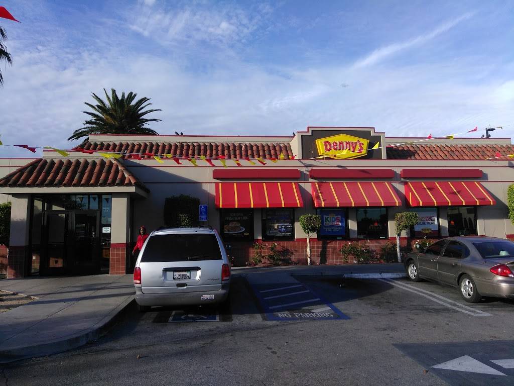 Dennys | restaurant | 11700 Wilmington Ave, Los Angeles, CA 90059, USA | 3232497100 OR +1 323-249-7100