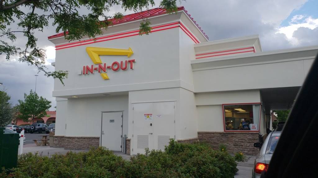 In-N-Out Burger | restaurant | 8215 S Virginia St, Reno, NV 89511, USA | 8007861000 OR +1 800-786-1000