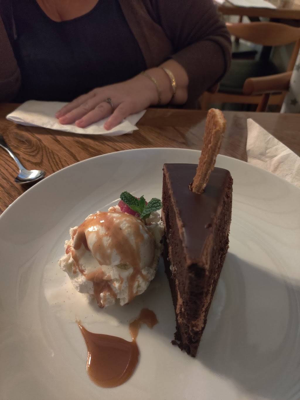 Infusion Cuisine | restaurant | 6912 Hannegan Rd, Lynden, WA 98264, USA | 3607781726 OR +1 360-778-1726