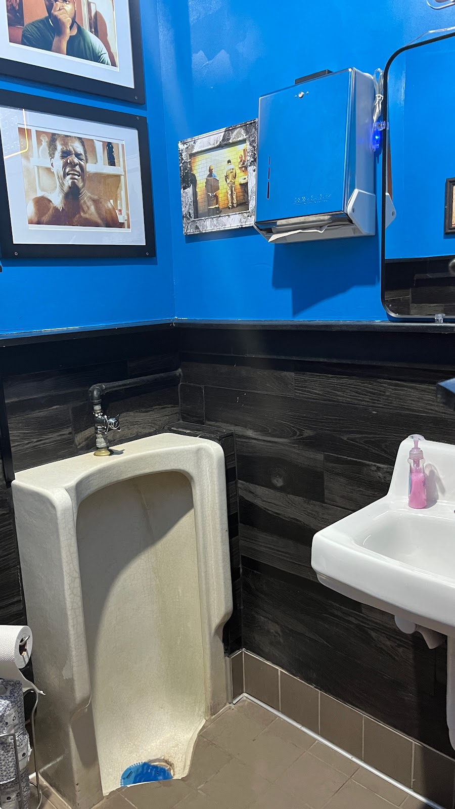 Chances Tavern | restaurant | 1080 Payne Ave, St Paul, MN 55130, USA | 6517747273 OR +1 651-774-7273